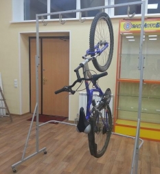 Стойка для хранения велосипедов на складе, фото 1
